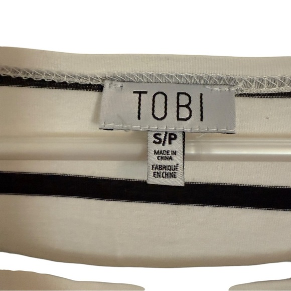 💙Tobi black and white striped long sleeve light weight top size S - Picture 5 of 8